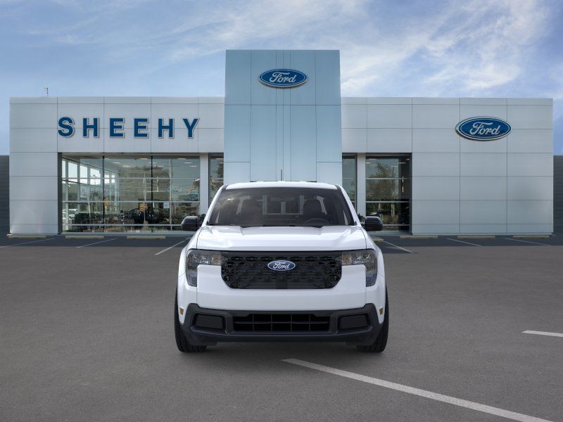 New 2025 Oxford White Ford XLT image 6