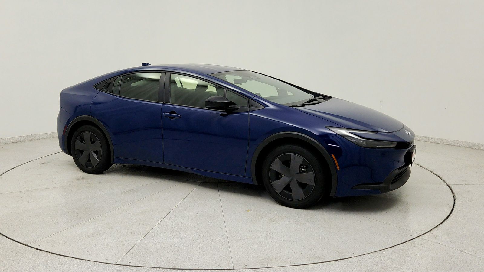 Used 2025 Blue Toyota LE image 9
