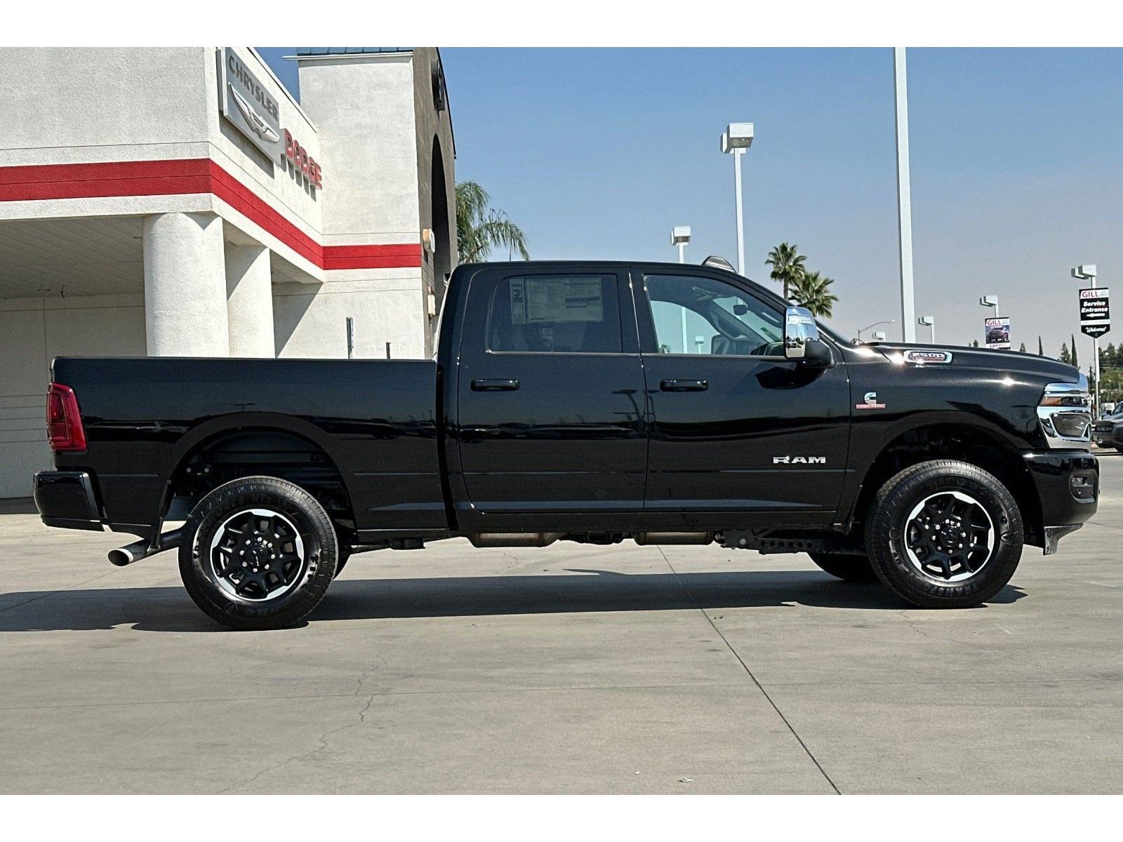 2026 RAM 2500 Laramie - Photo 9
