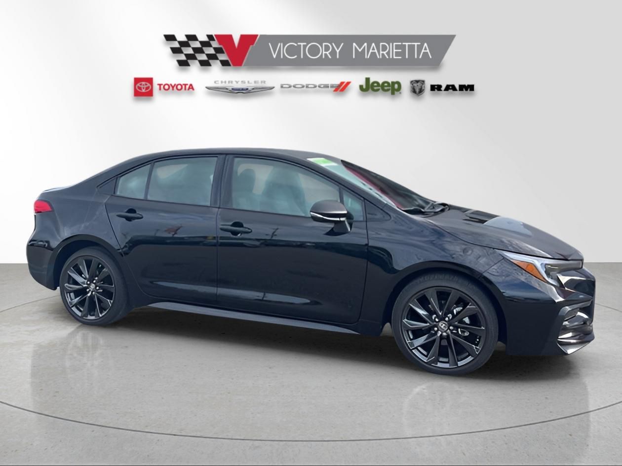 2025 Toyota Corolla SE FWD