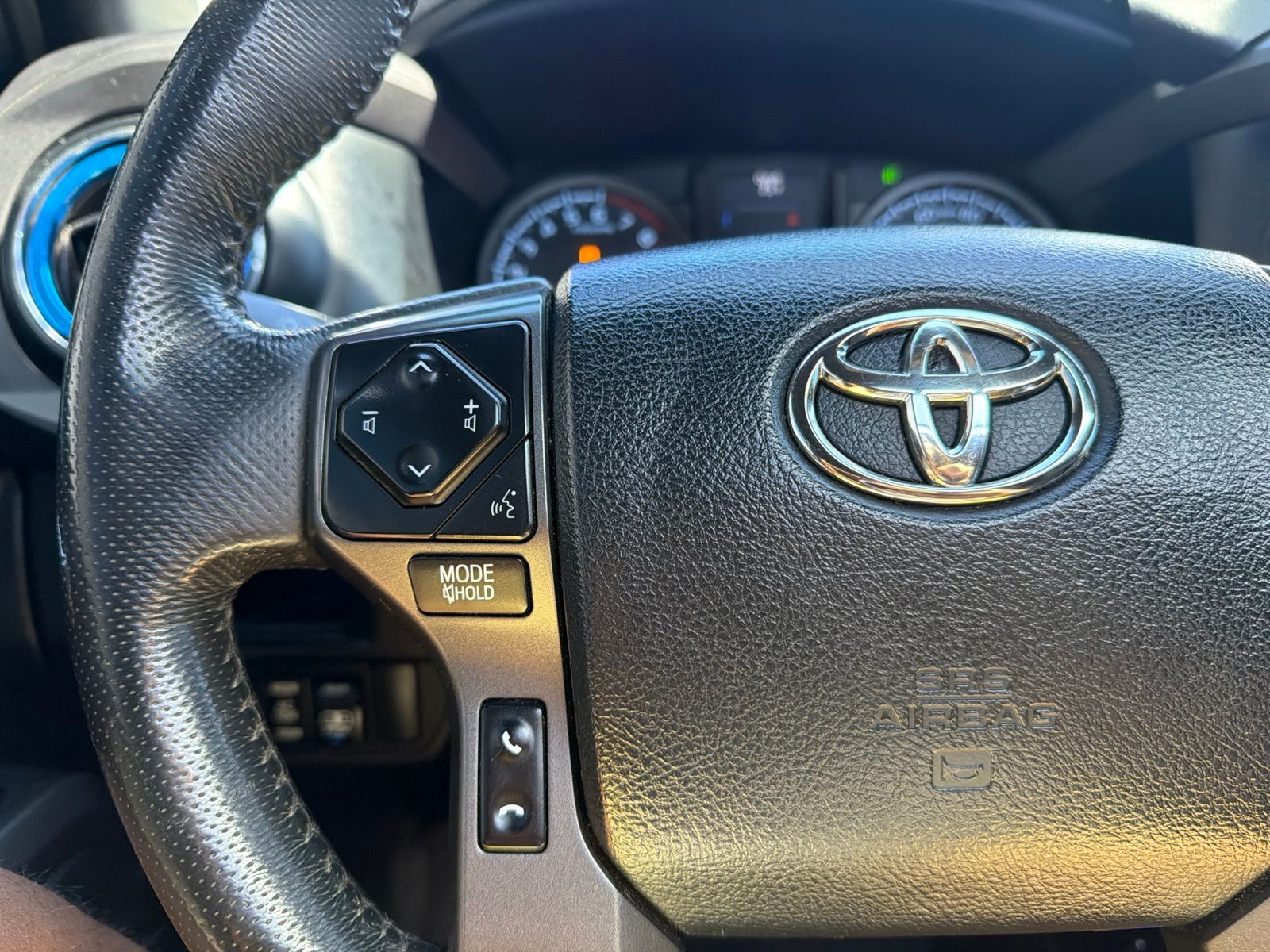 Used 2017 Super White Toyota TRD Off-Road image 19