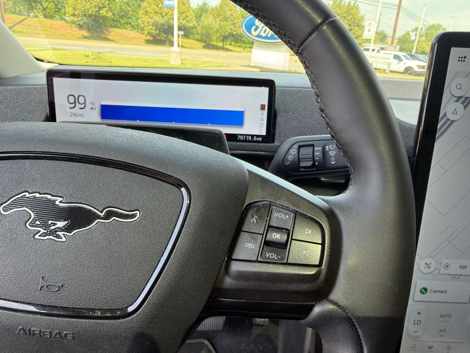 Used 2023 Space White Metallic Ford Premium image 19