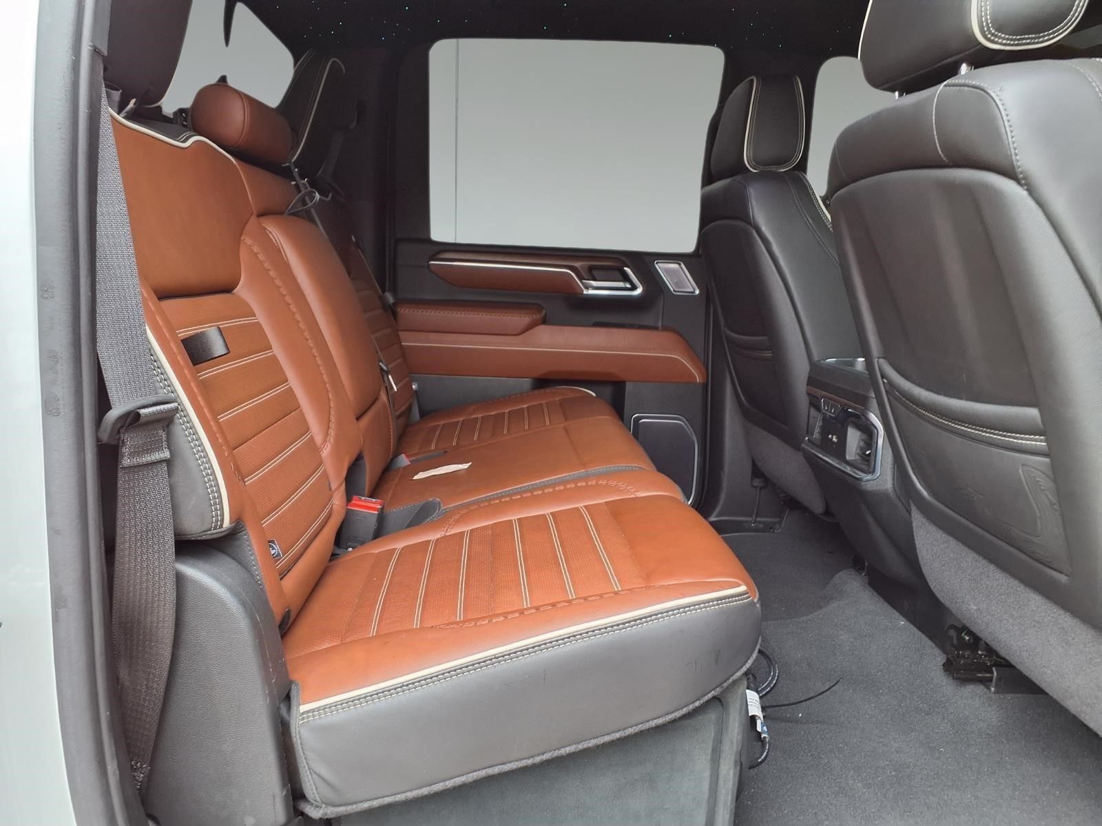 2024 GMC Sierra 2500HD Denali Ultimate White at EAG Ford Navasota