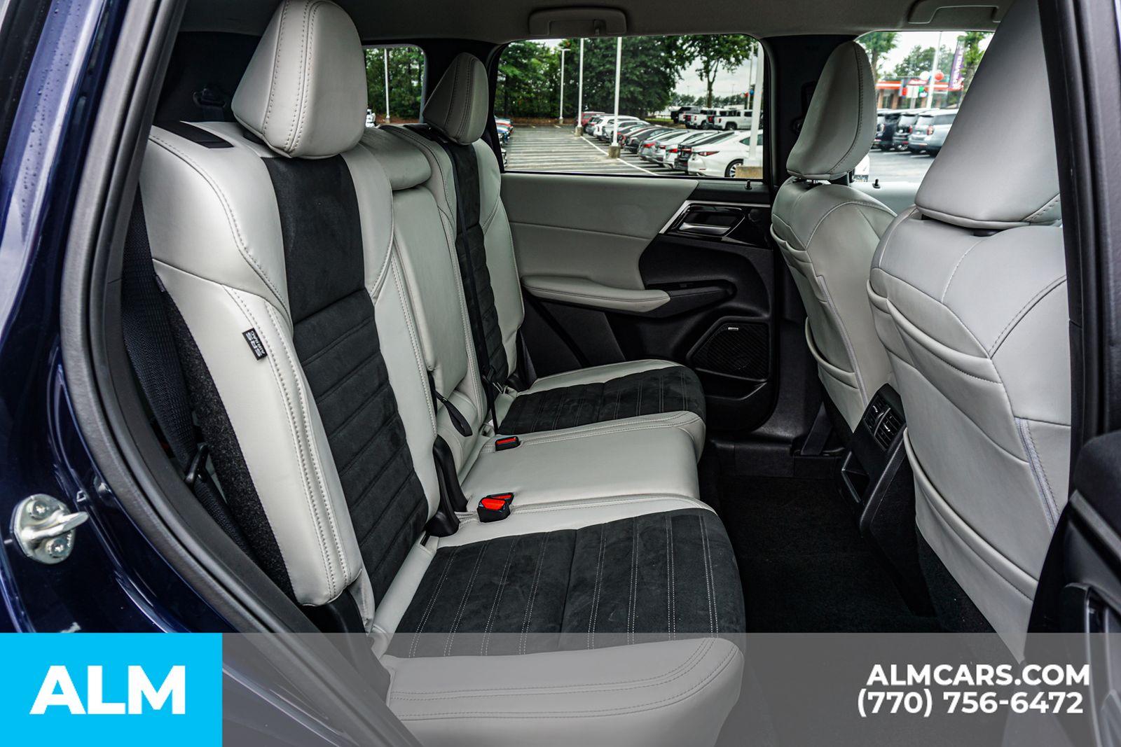 Used 2025 Blue Mitsubishi SE image 25