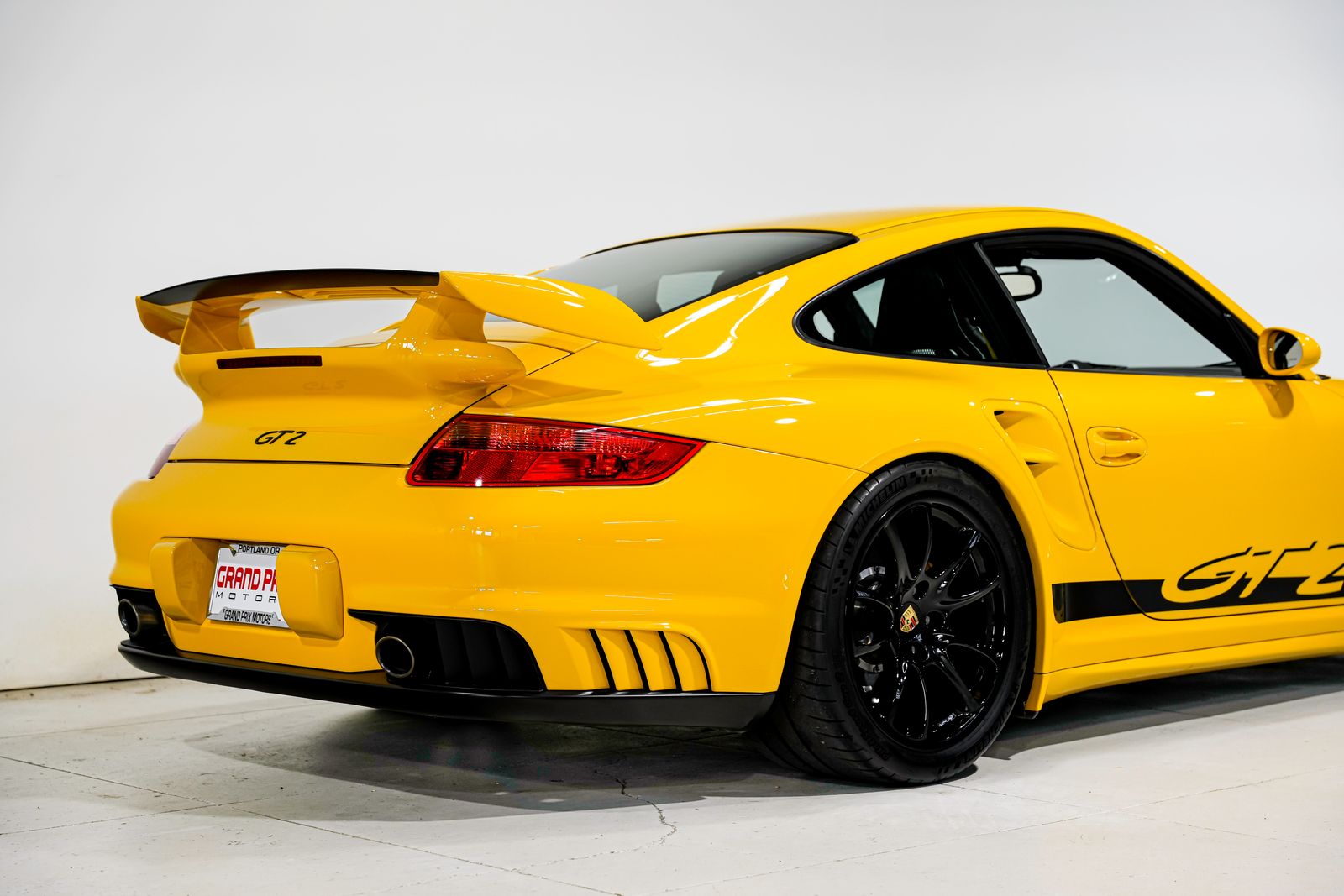 2008 Porsche 911 GT2 — photo 27