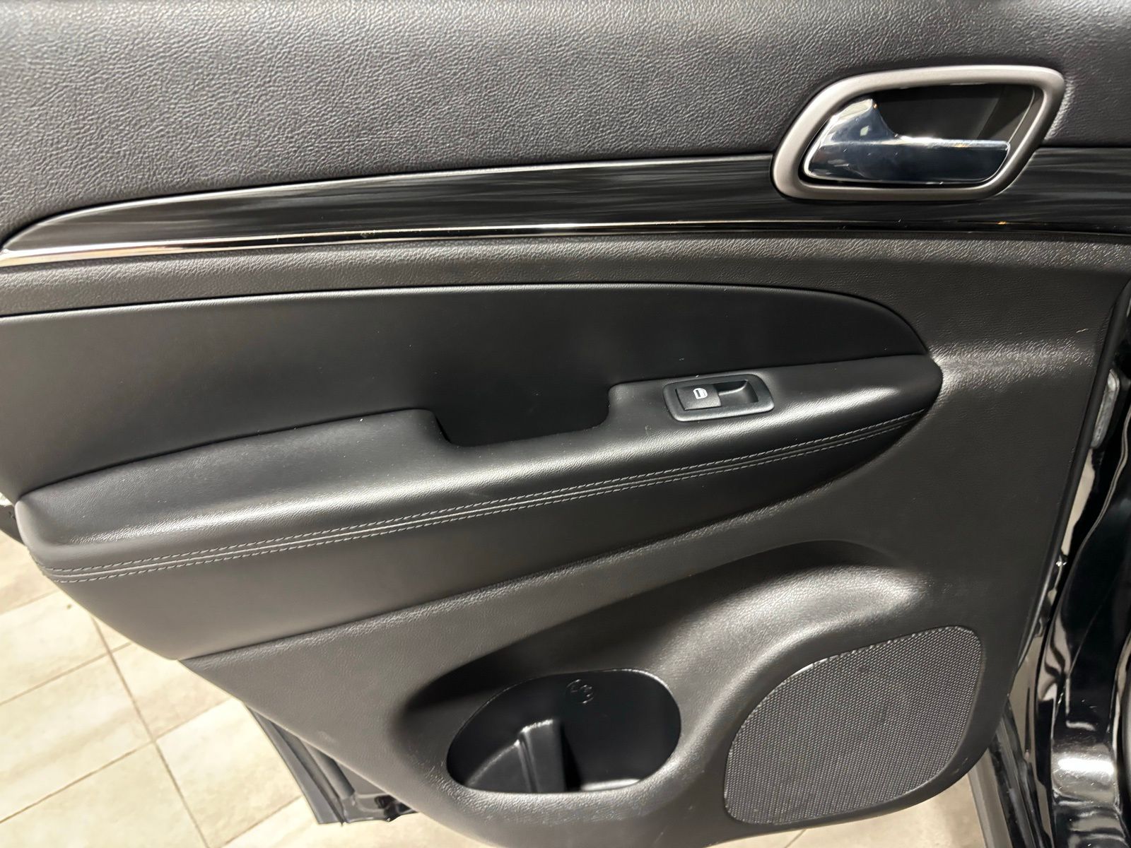 Used Car 2019 Jeep Grand Cherokee  Limited For Sale Under $20,000 In Austin, Texas