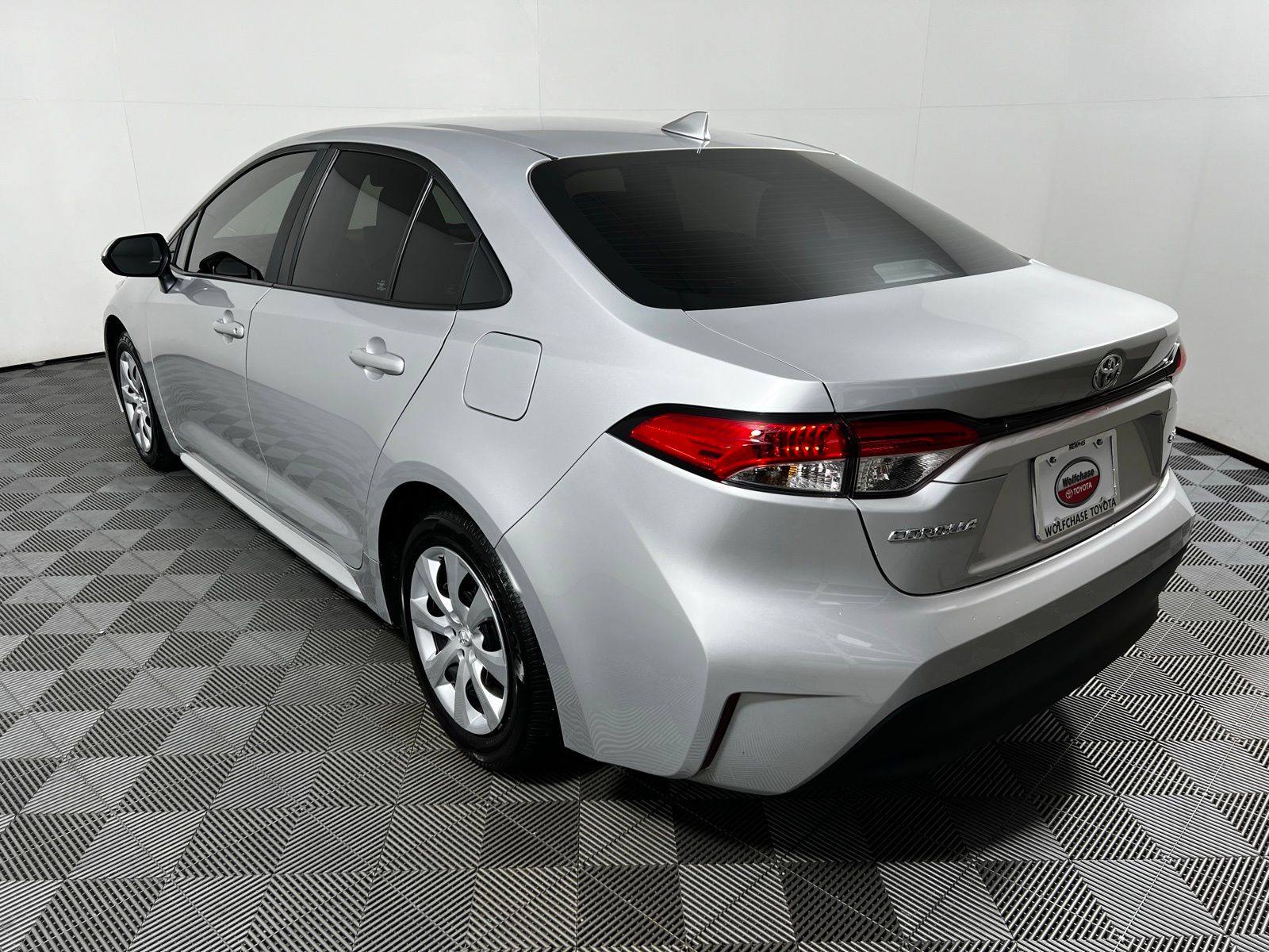 2023 Toyota Corolla LE 7