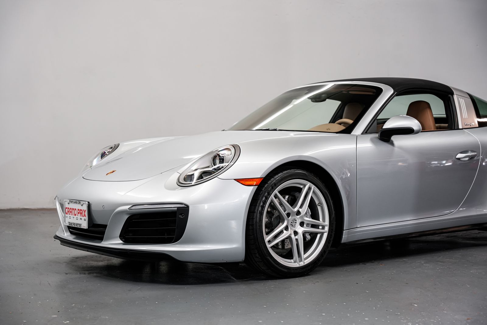 2017 Porsche 911 Targa 4 — photo 21