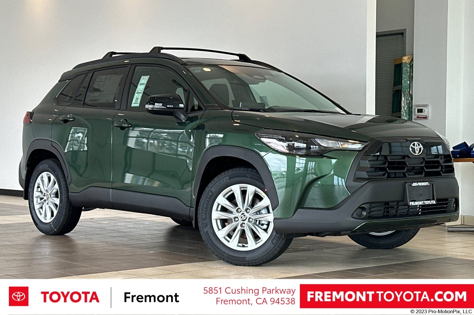 2026 Toyota Corolla Cross LE FWD