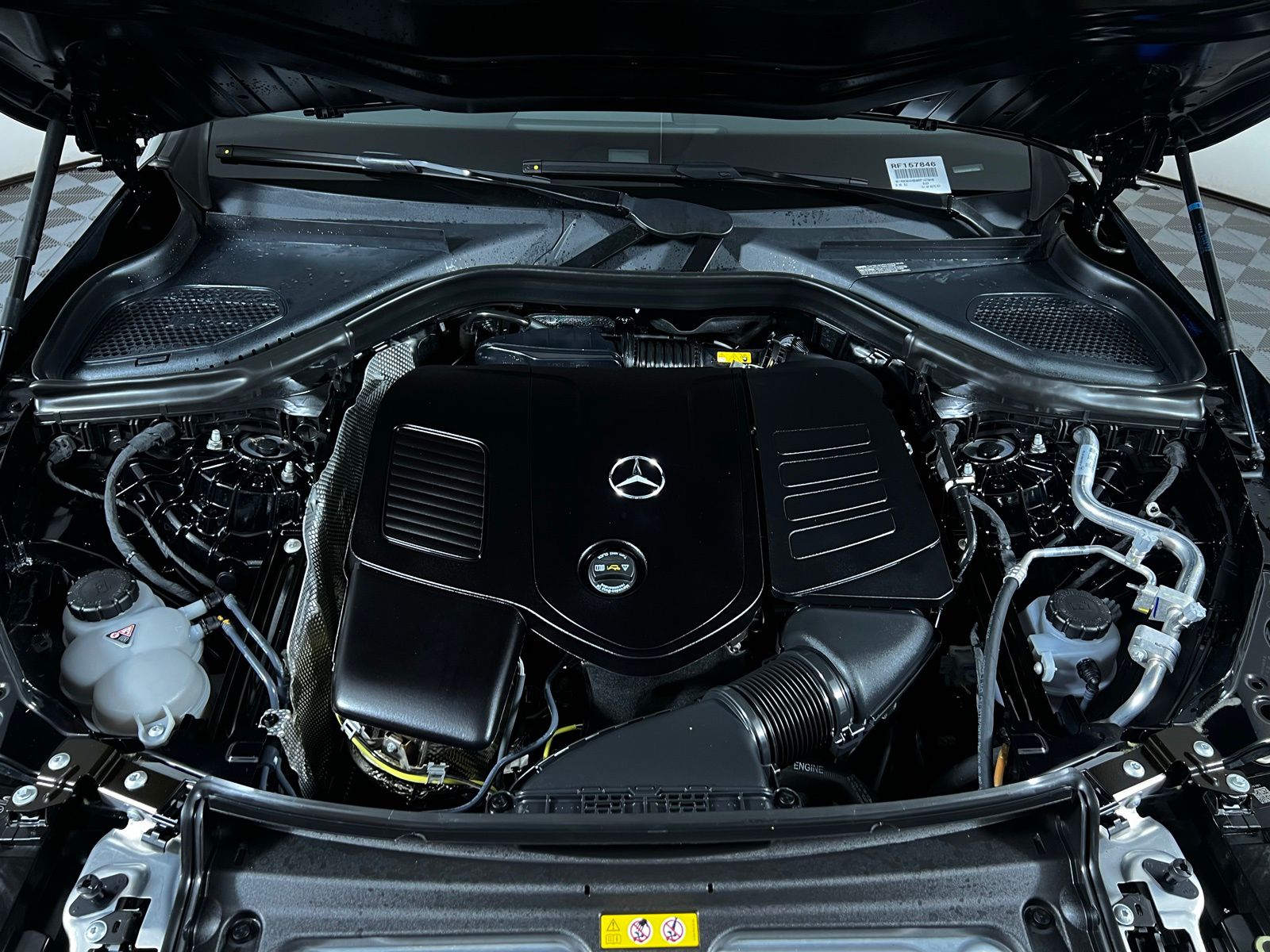 2024 Mercedes-Benz GLC 300 9