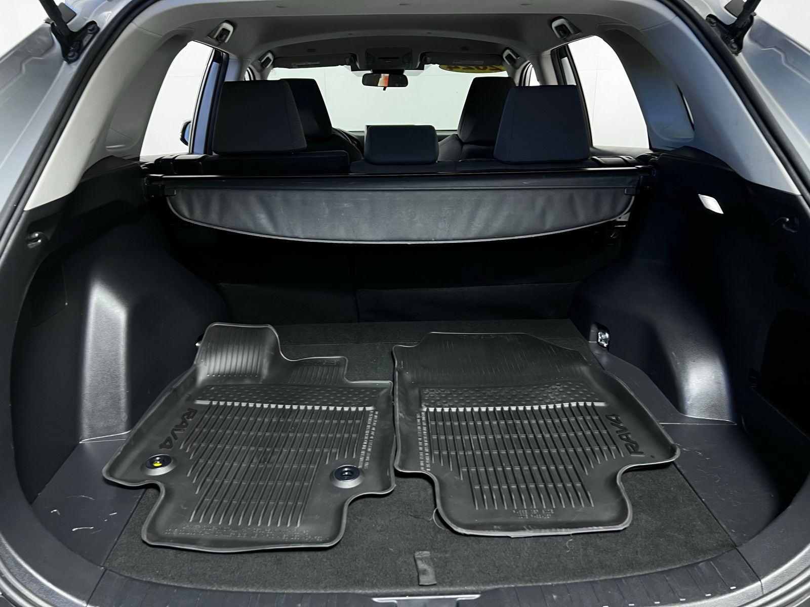 Thumbnail: 2024 Toyota RAV4 - 24