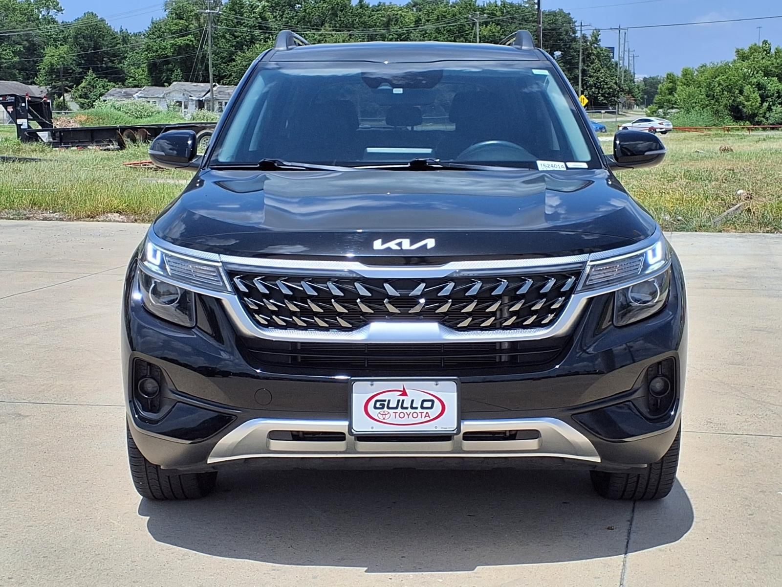 2022 Kia Seltos Nightfall Black at Shottenkirk Kia Fort Bend