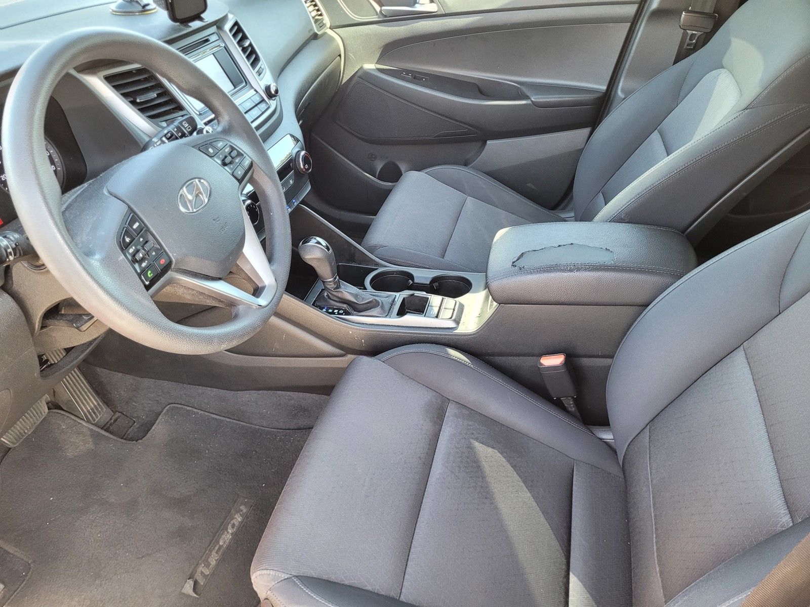 2017 Hyundai Tucson SE - Photo 19