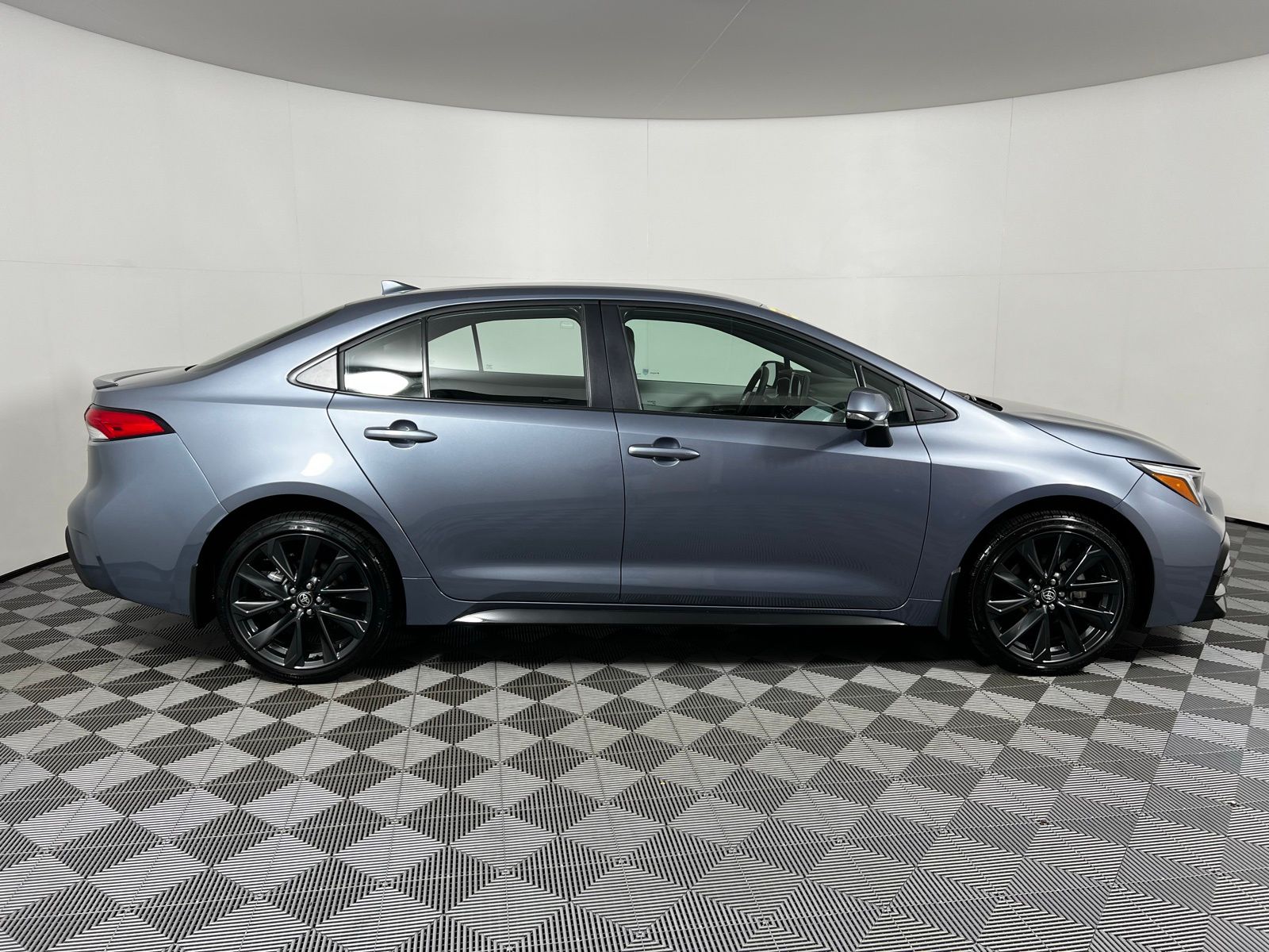 Thumbnail: 2024 Toyota Corolla - 4