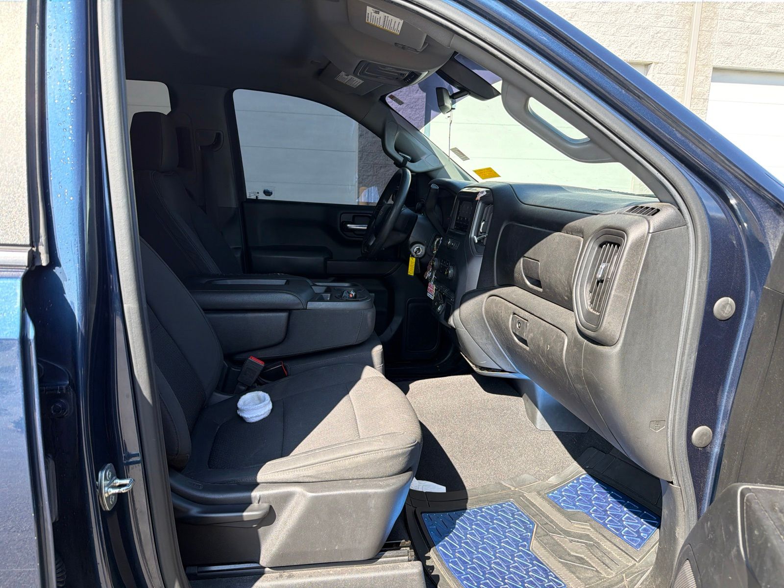 Used 2020 Blue Chevrolet Custom image 25