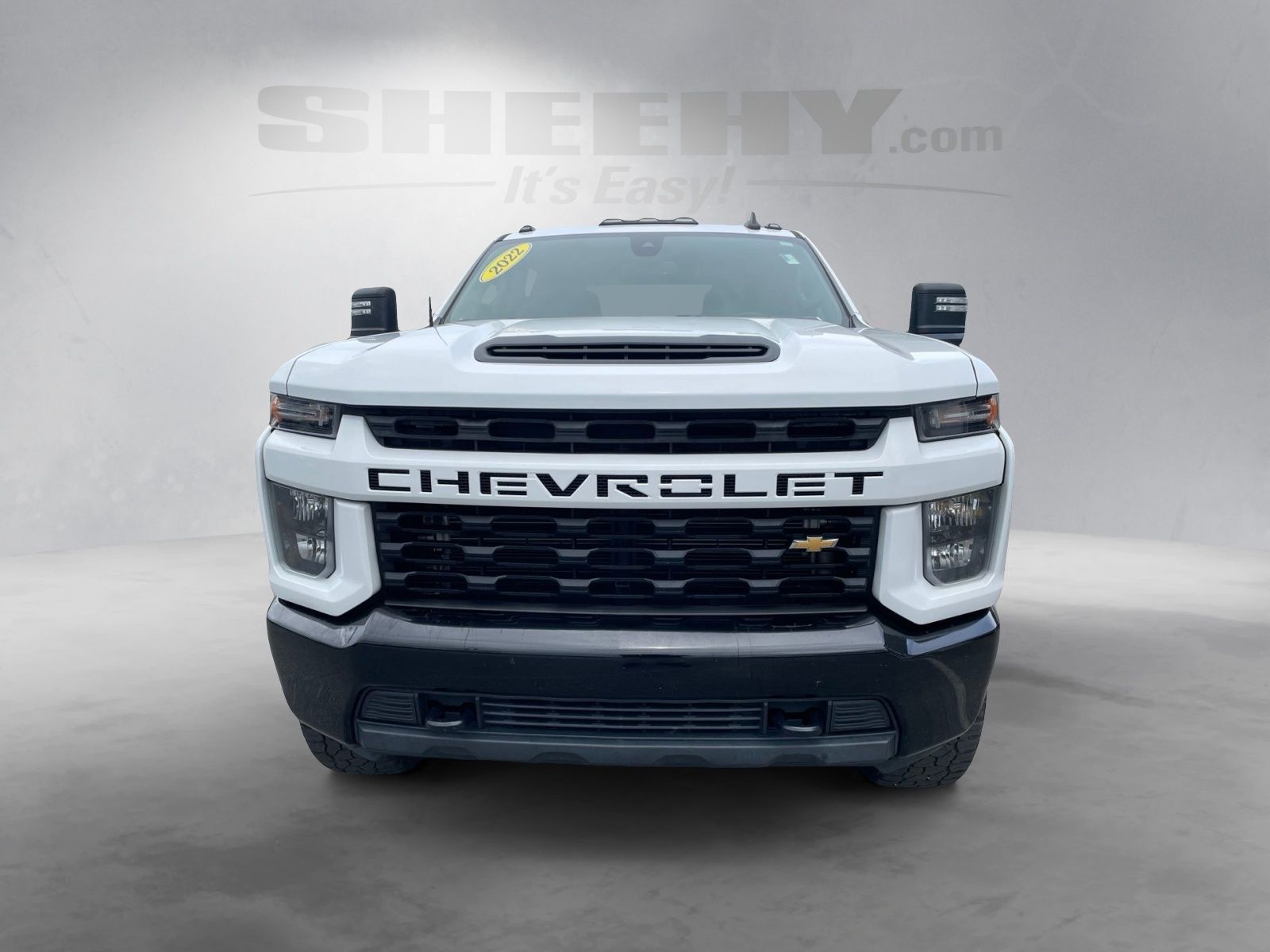 Used 2022 Summit White Chevrolet Custom image 15