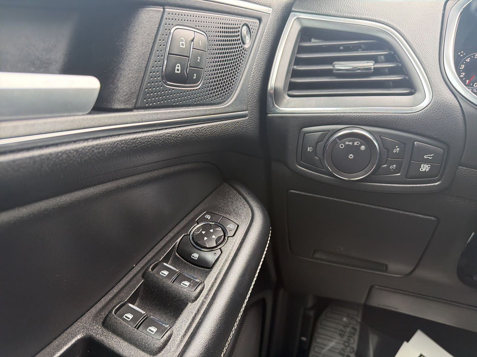 Certified Used 2021 Lithium Gray Ford ST image 22