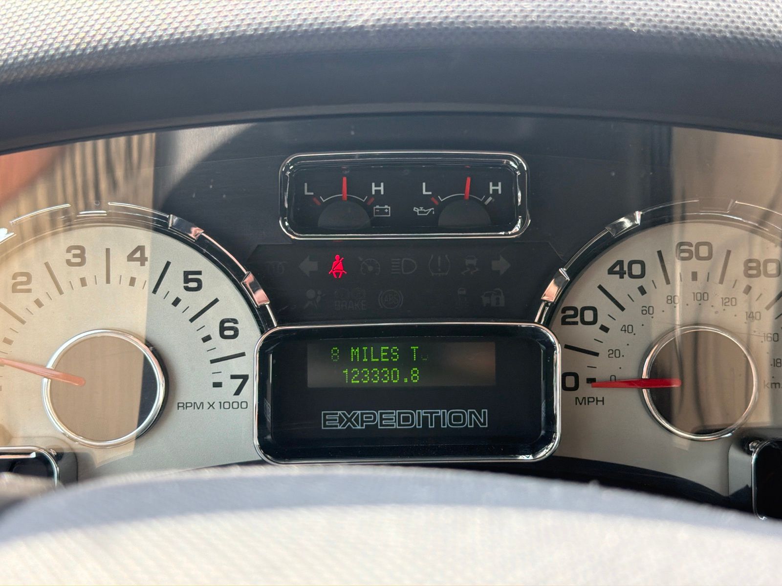 Used 2013 White Ford Limited image 13