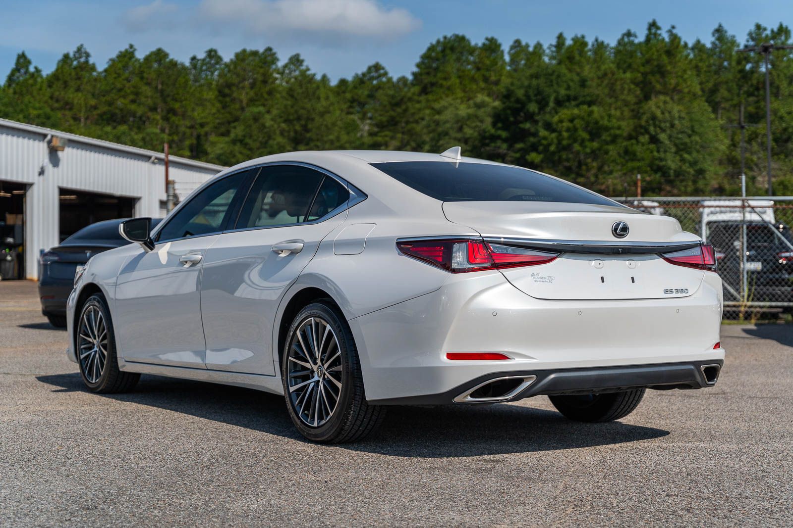 Used 2025 Lexus ES Sedan