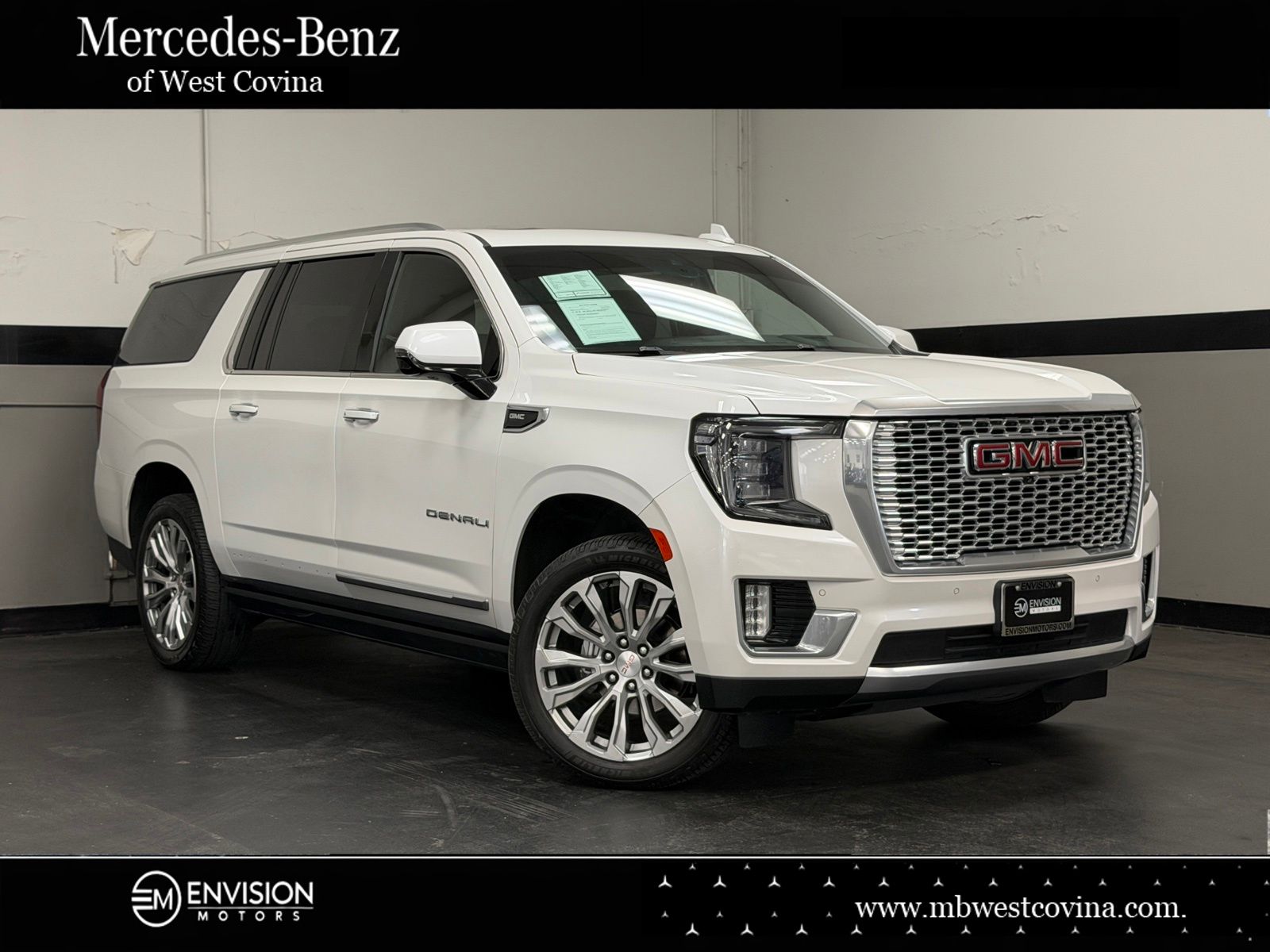 White Frost 2022 GMC Yukon XL SUV / Crossover Four-Wheel Drive