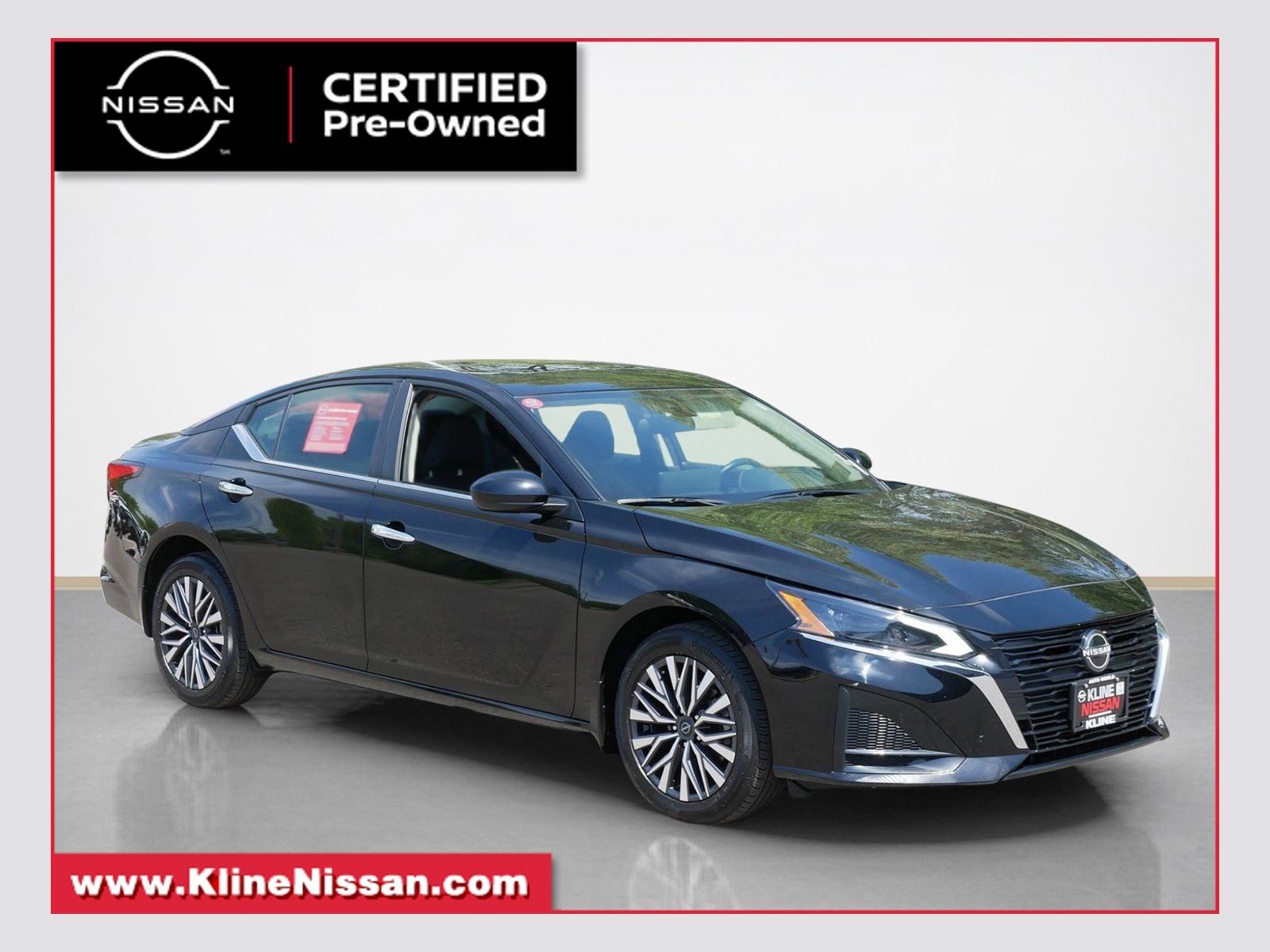 Super Black Clearcoat 2023 Nissan Altima 2.5 SV AWD Sedan All-Wheel Drive Continuously Variable Transmission