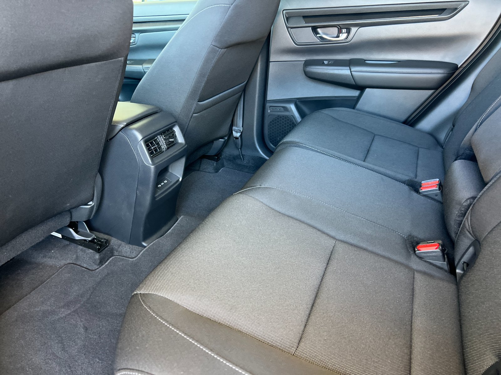 2025 Honda CR-V EX — full photo 12 of 28