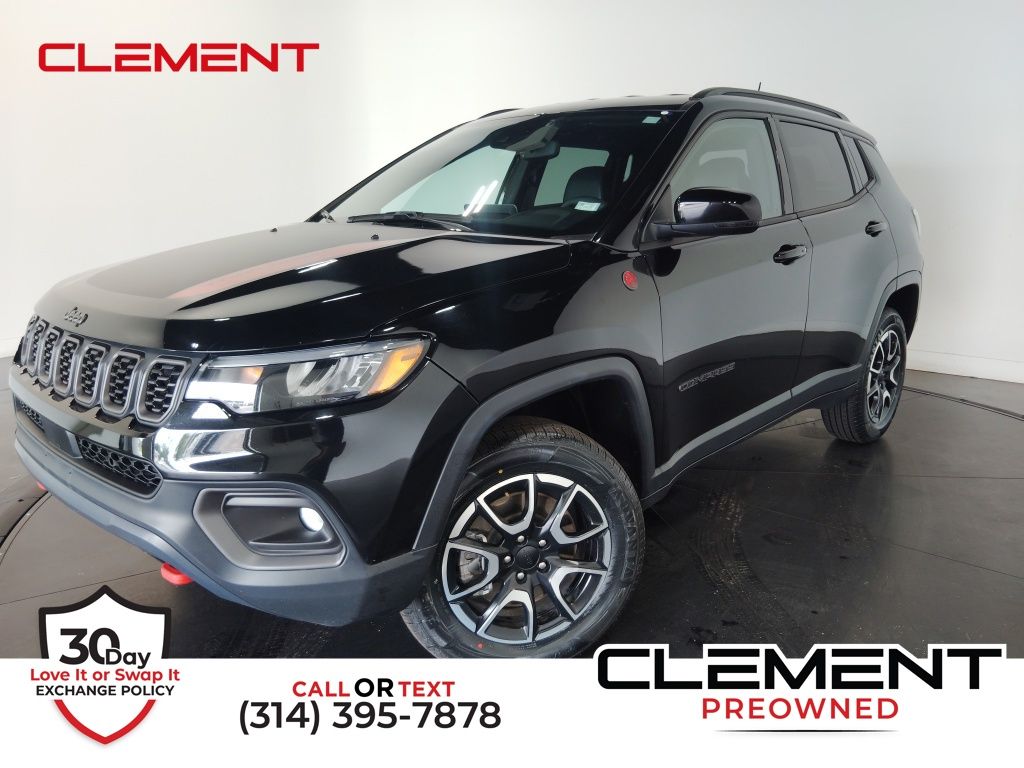 Diamond Black Crystal Pearlcoat 2024 Jeep Compass Trailhawk 4WD SUV / Crossover Four-Wheel Drive 8-Speed Automatic