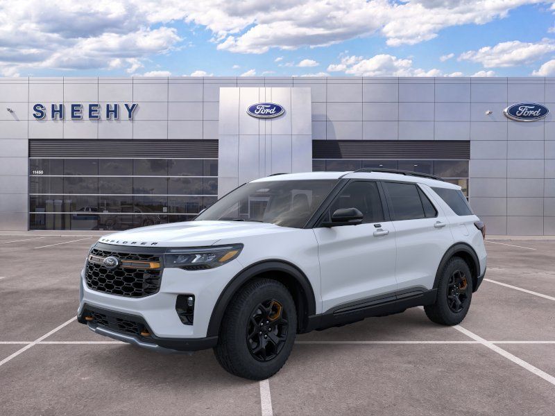 New 2026 Space White Metallic Ford Tremor image 3