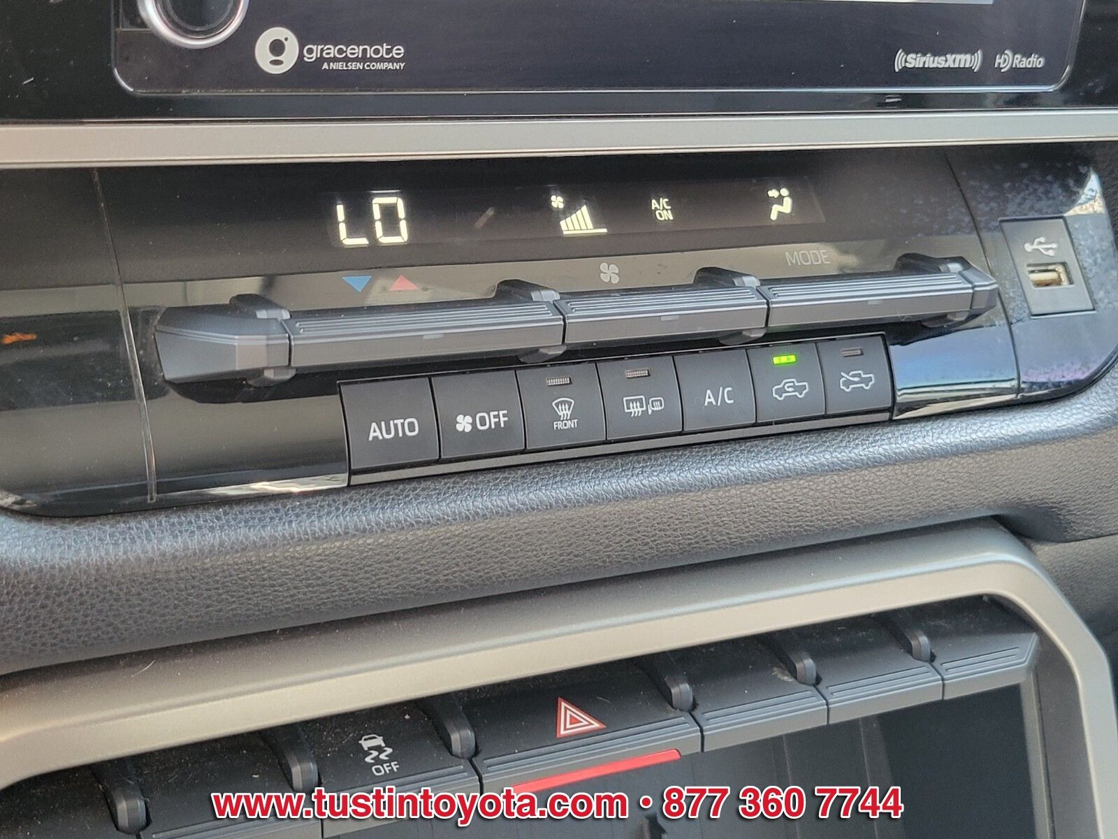 Used 2022 Silver Toyota SR5 image 22