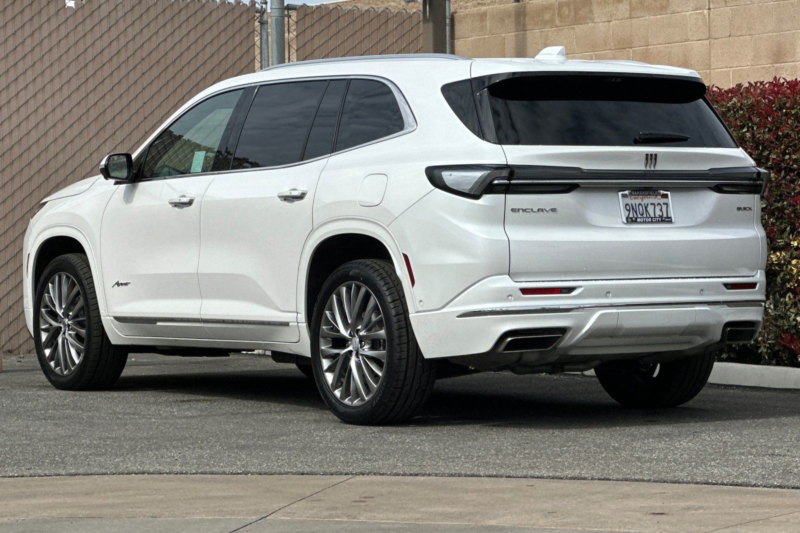 View vehicle photo 6