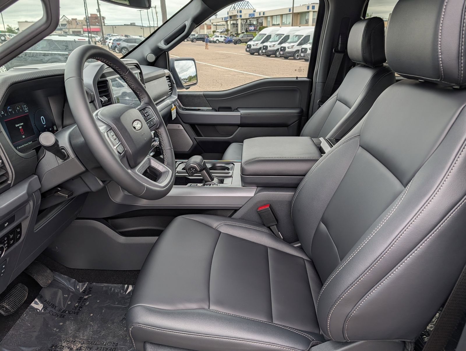 View vehicle photo 7