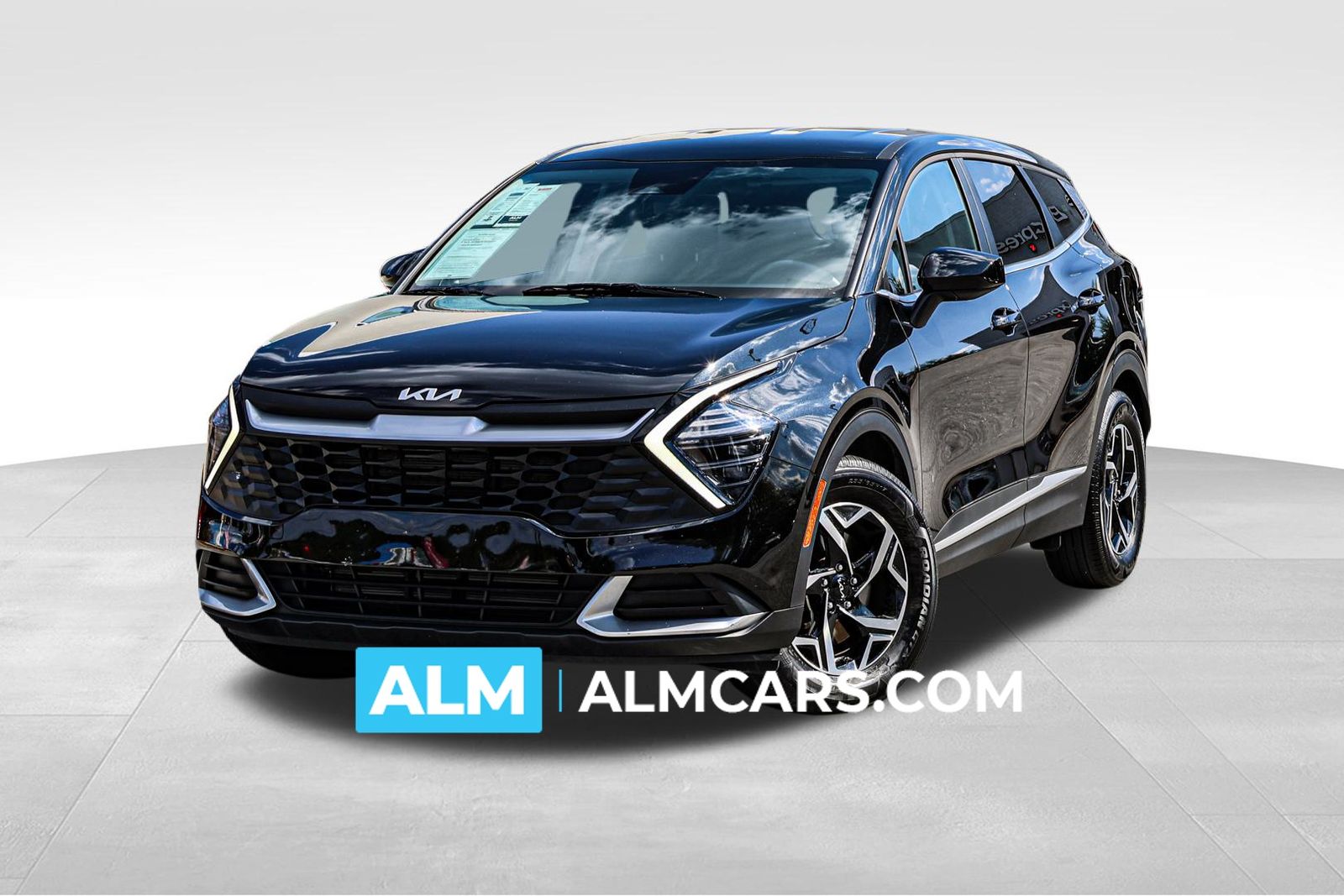 2024 Kia Sportage LX's photo