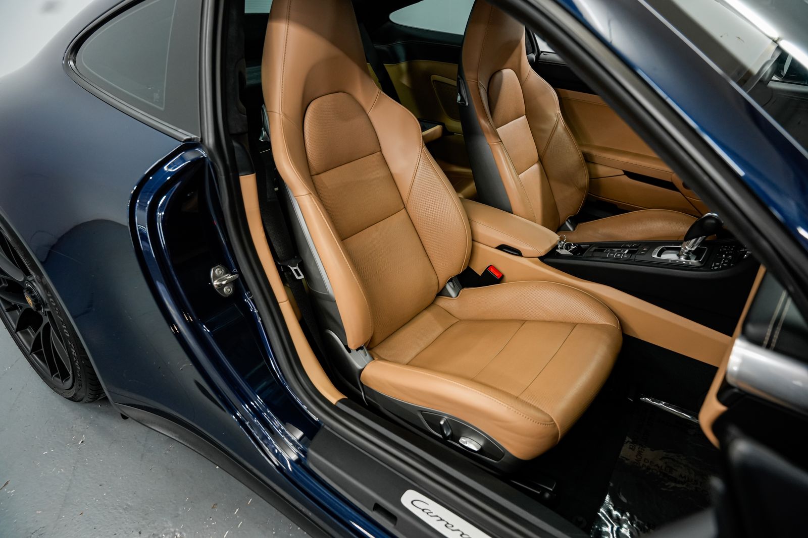 2018 Porsche 911 Carrera GTS — photo 26