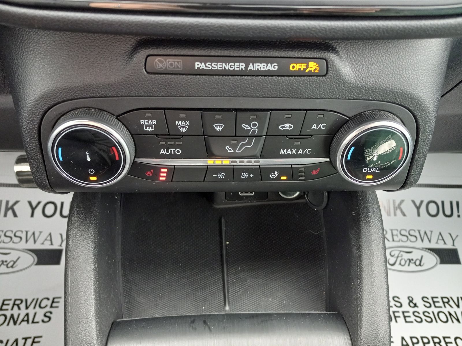2024 Ford Escape image 23