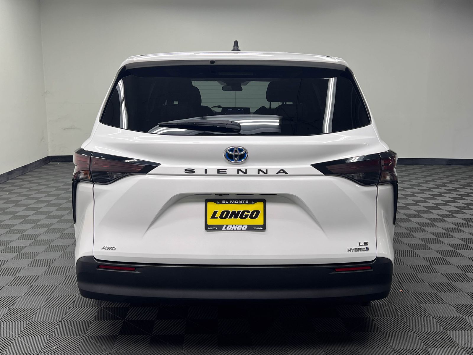 used 2023 Toyota Sienna car, priced at $33,788