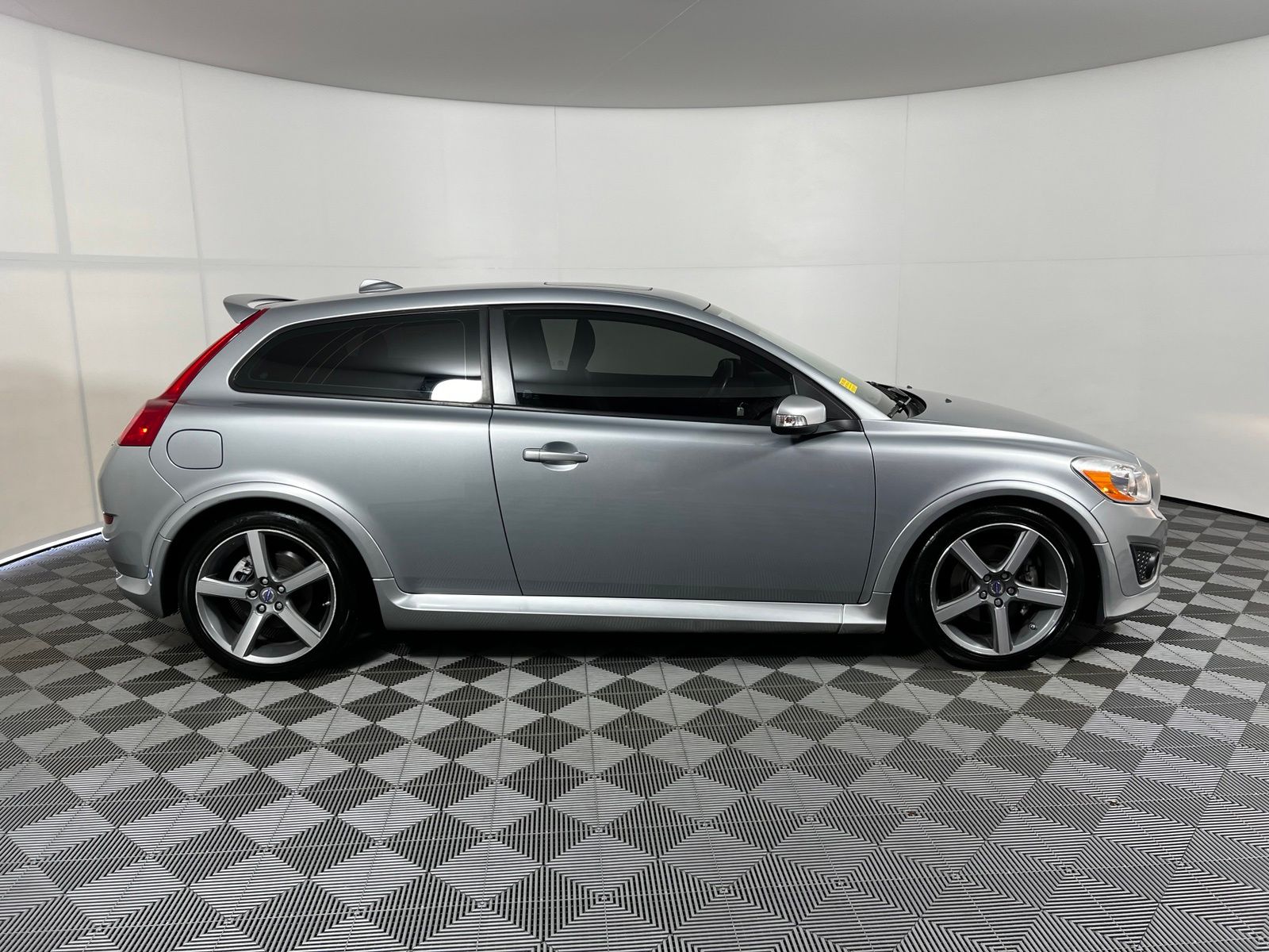 Thumbnail: 2013 Volvo C30 - 4