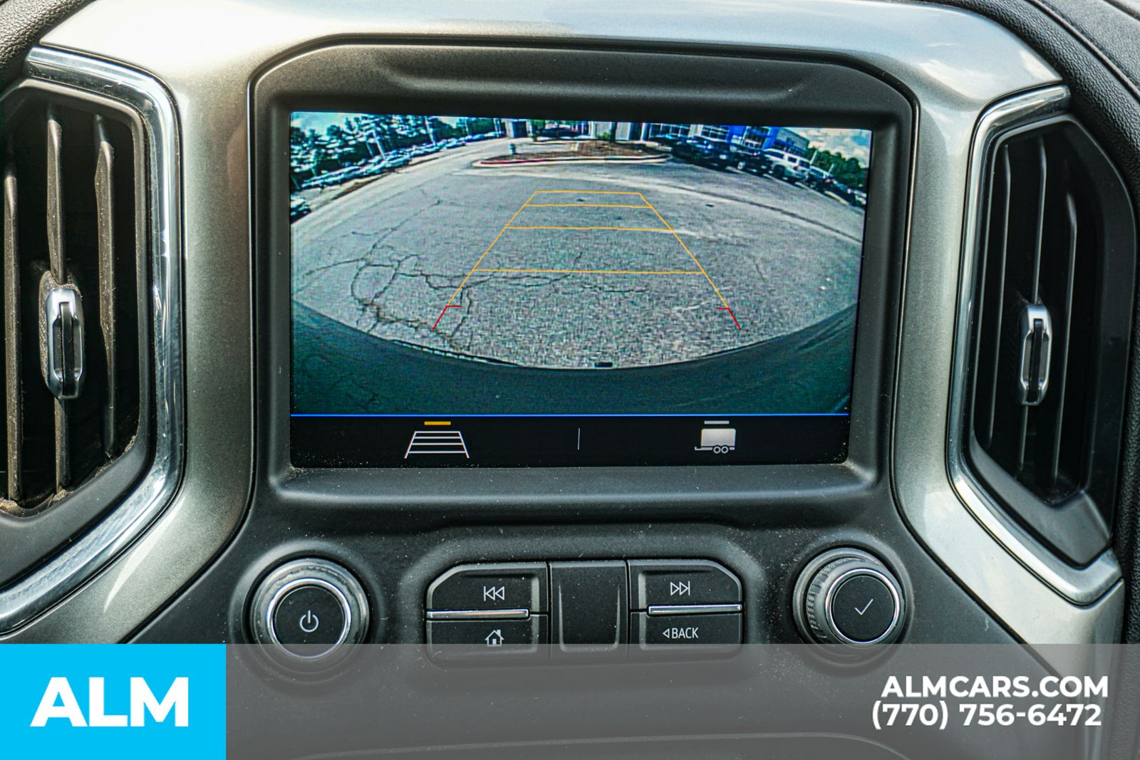 Used 2021 Gray Chevrolet LT image 33