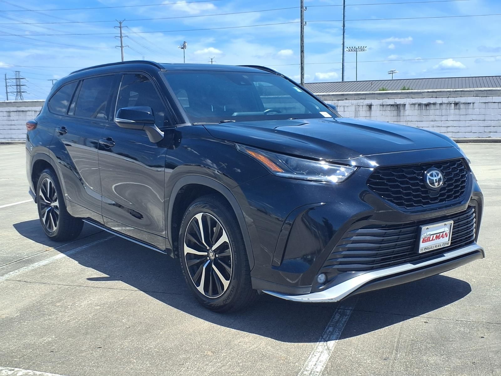 Midnight Black Metallic 2021 Toyota Highlander SUV / Crossover Front-Wheel Drive 8-Speed Automatic