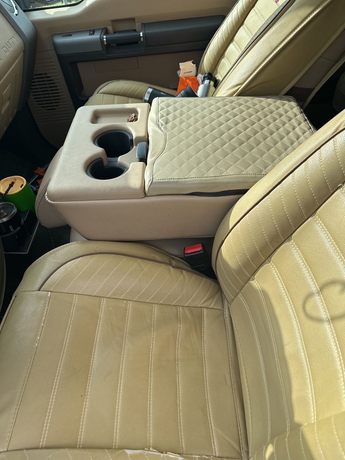 2016 Ford F-250 Lariat 4x4 Crew Cab 8' Box's photo