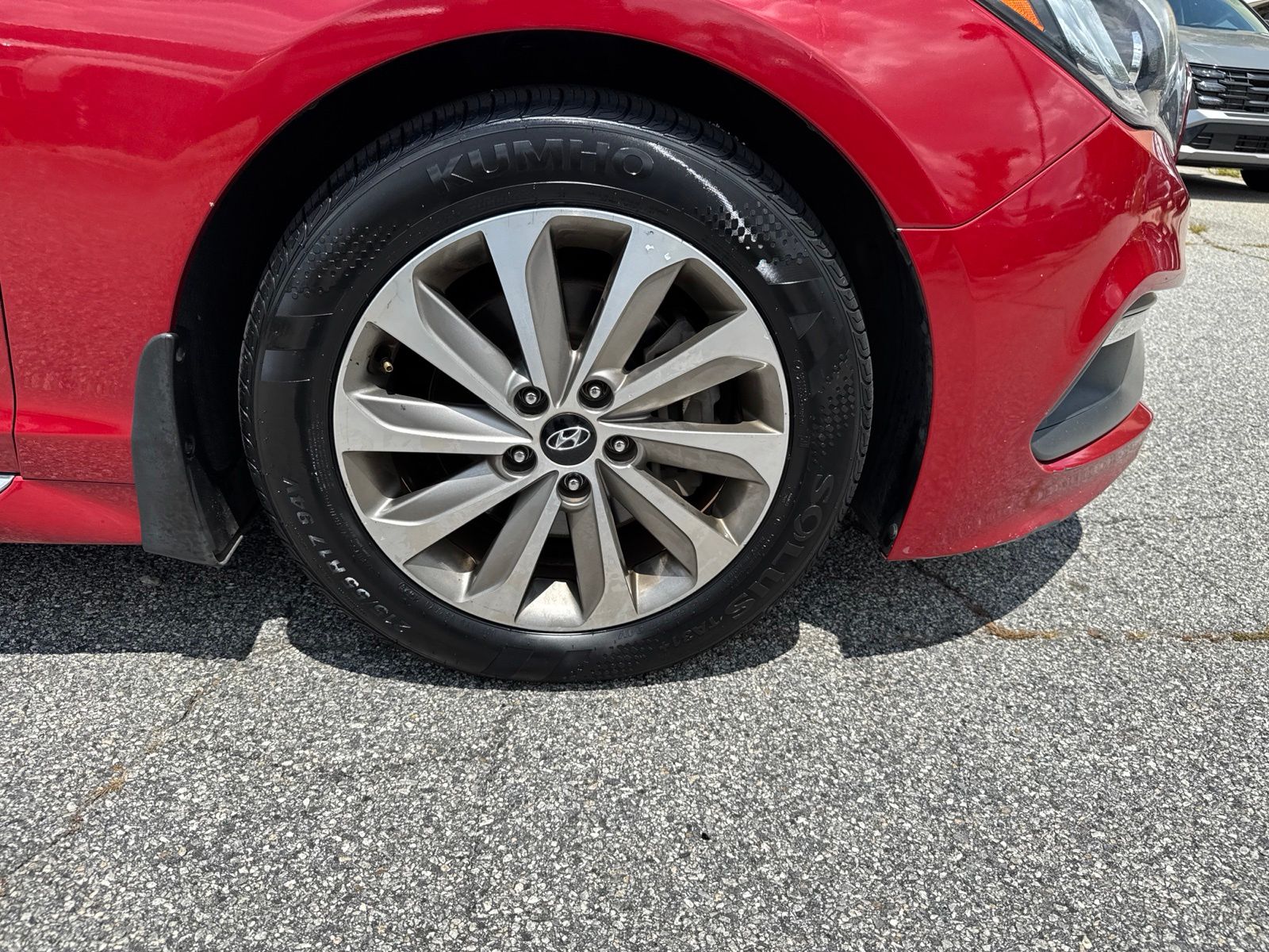 Used 2017 Red Hyundai Sport image 11