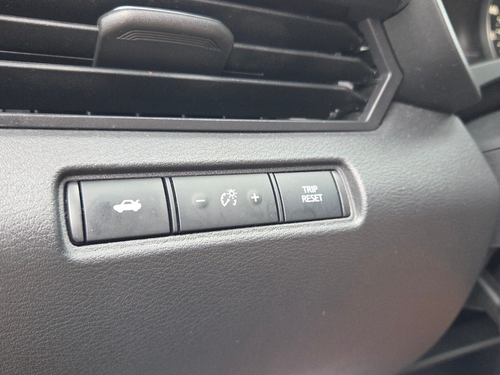Used 2025 Black Nissan 2.5 SV image 27