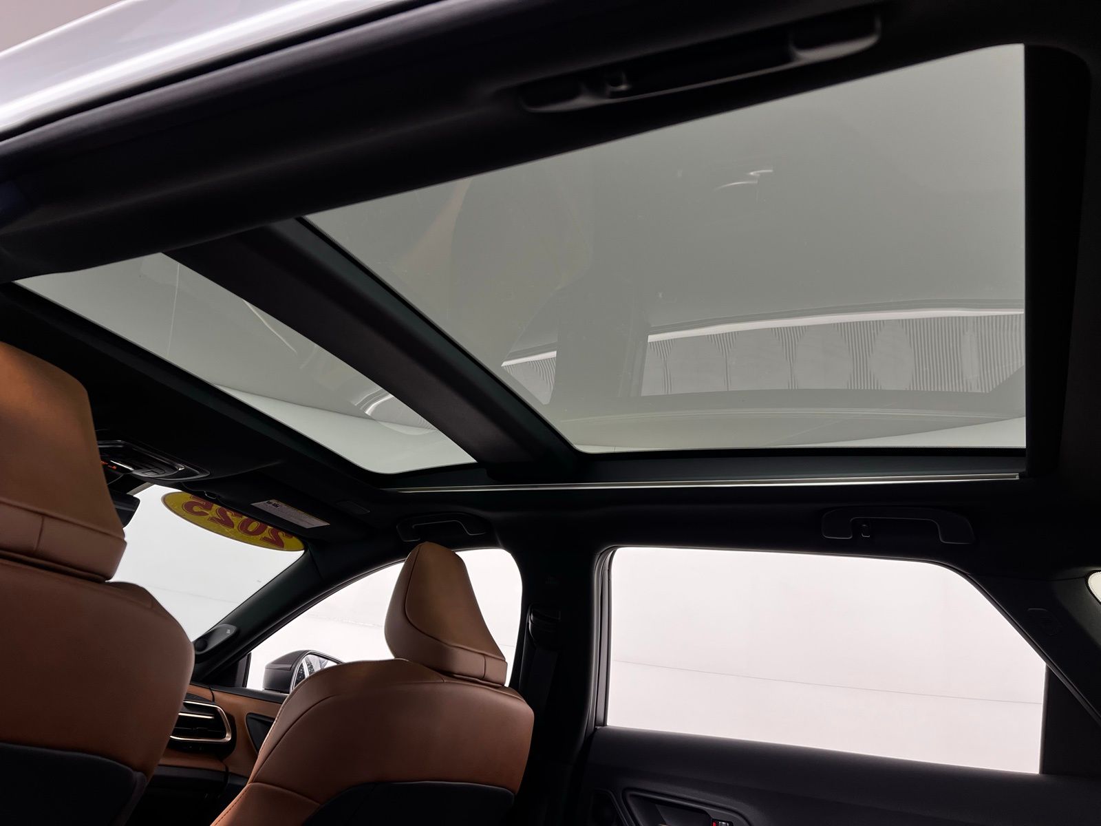 Thumbnail: 2025 Toyota Crown Signia - 26