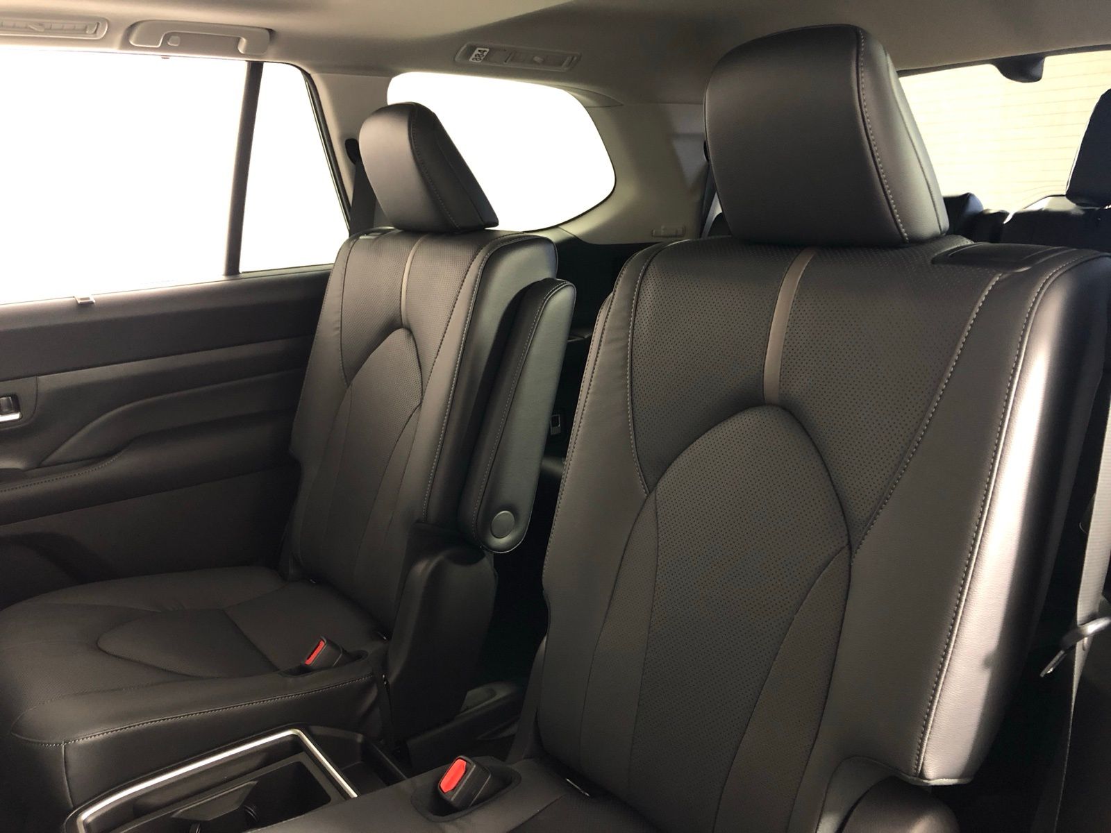 Thumbnail: 2026 Toyota Grand Highlander - 22