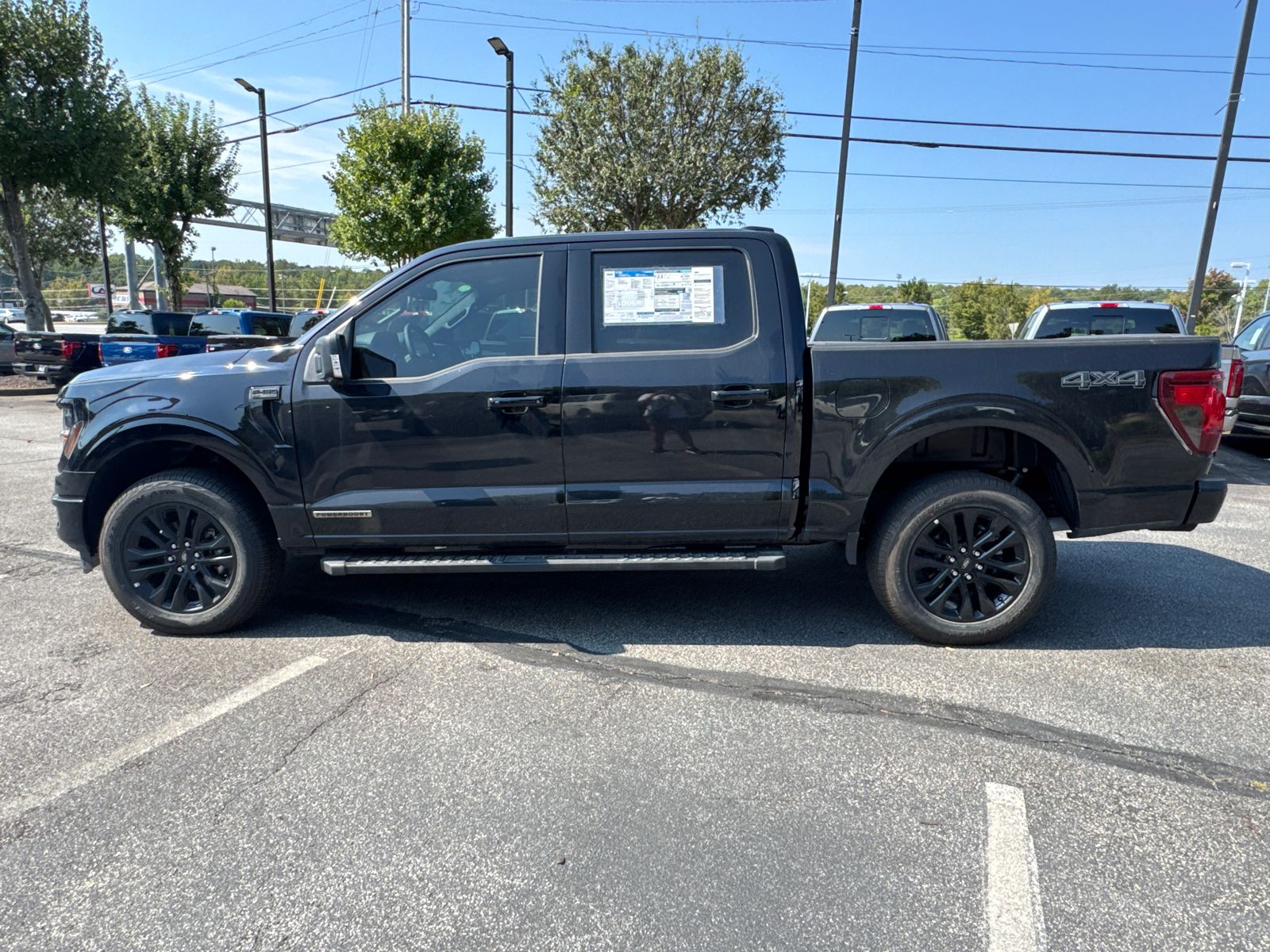 2025 Ford F-150 XLT photo 4
