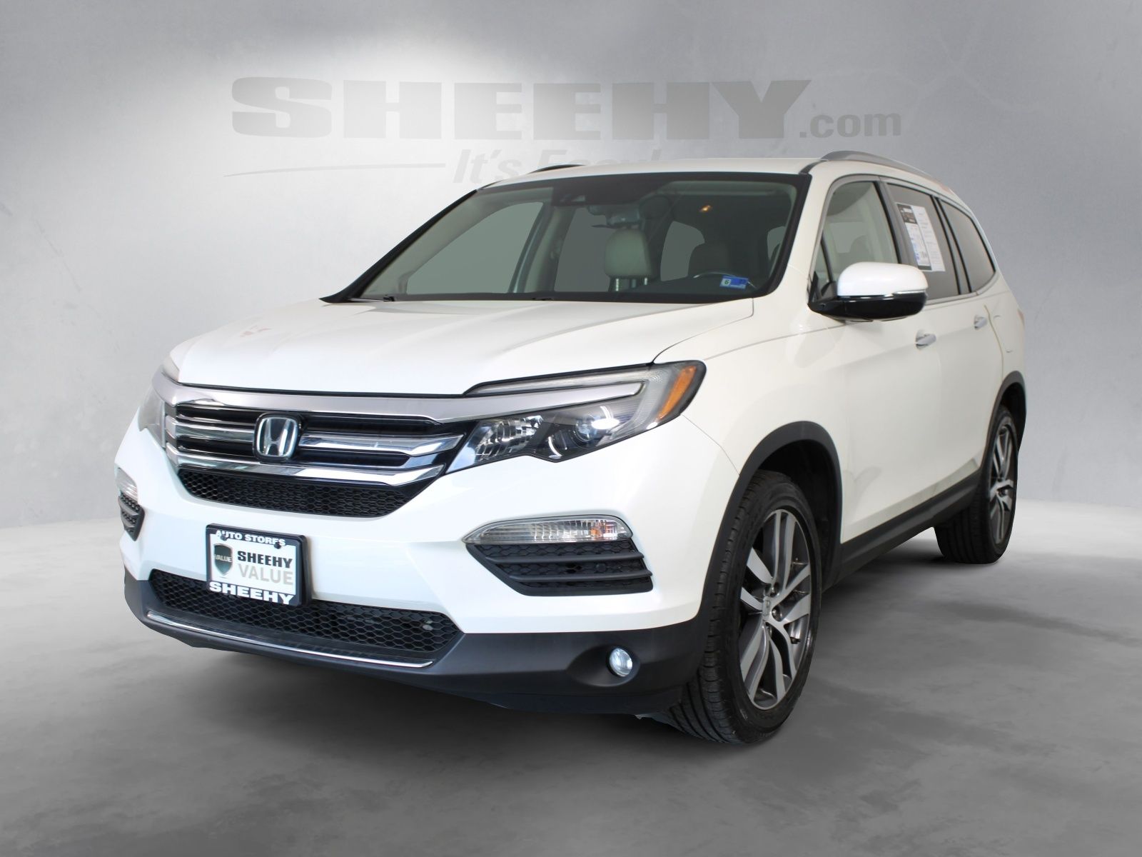 Used 2017 White Honda Elite image 16