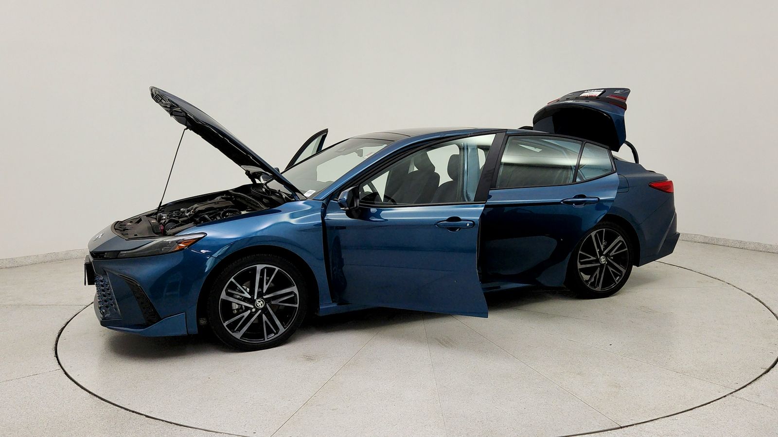 Used 2025  Toyota XSE image 12