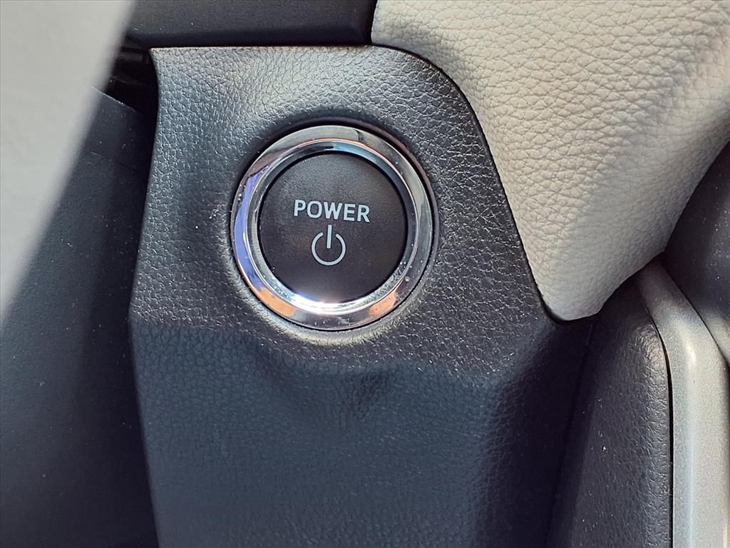 2023 Toyota RAV4 Hybrid XLE Premium - 7