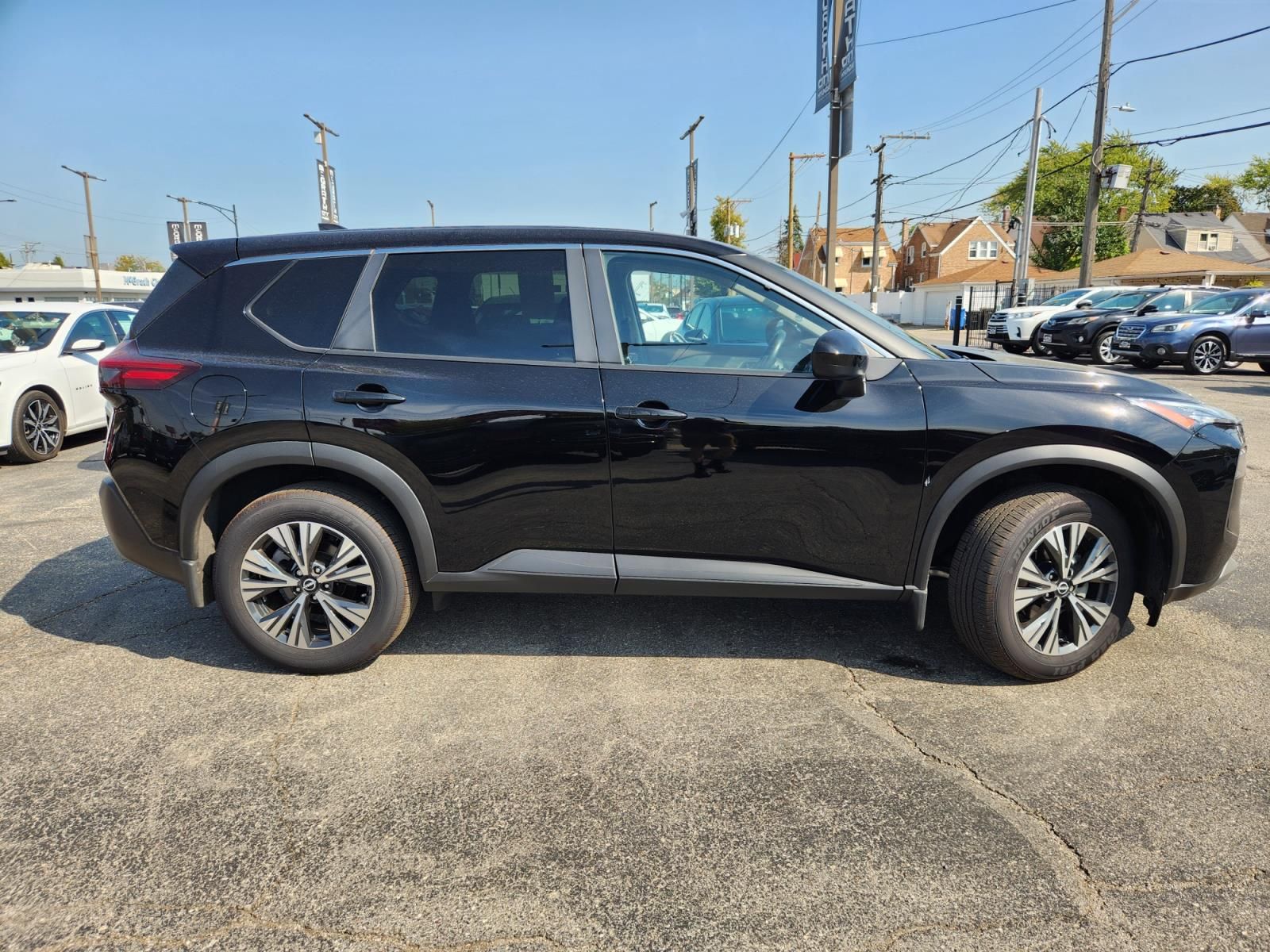 2023 Nissan Rogue SV 8