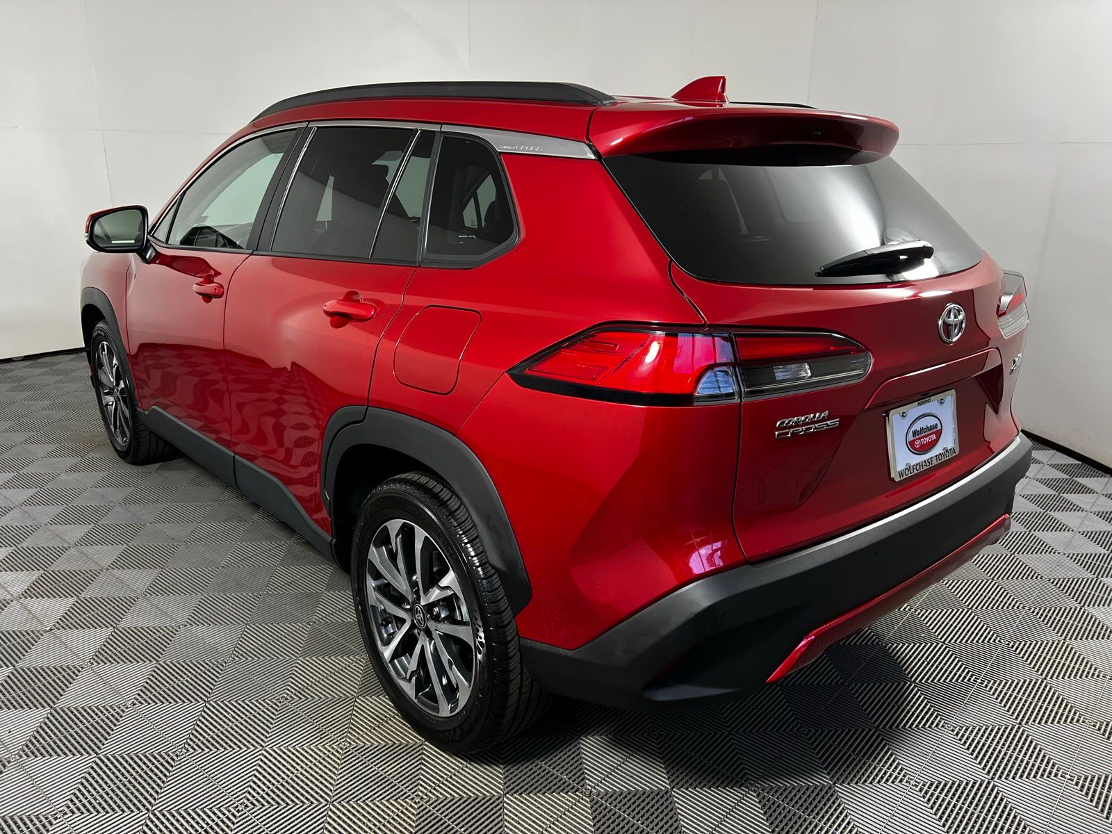 2023 Toyota Corolla Cross XLE 7