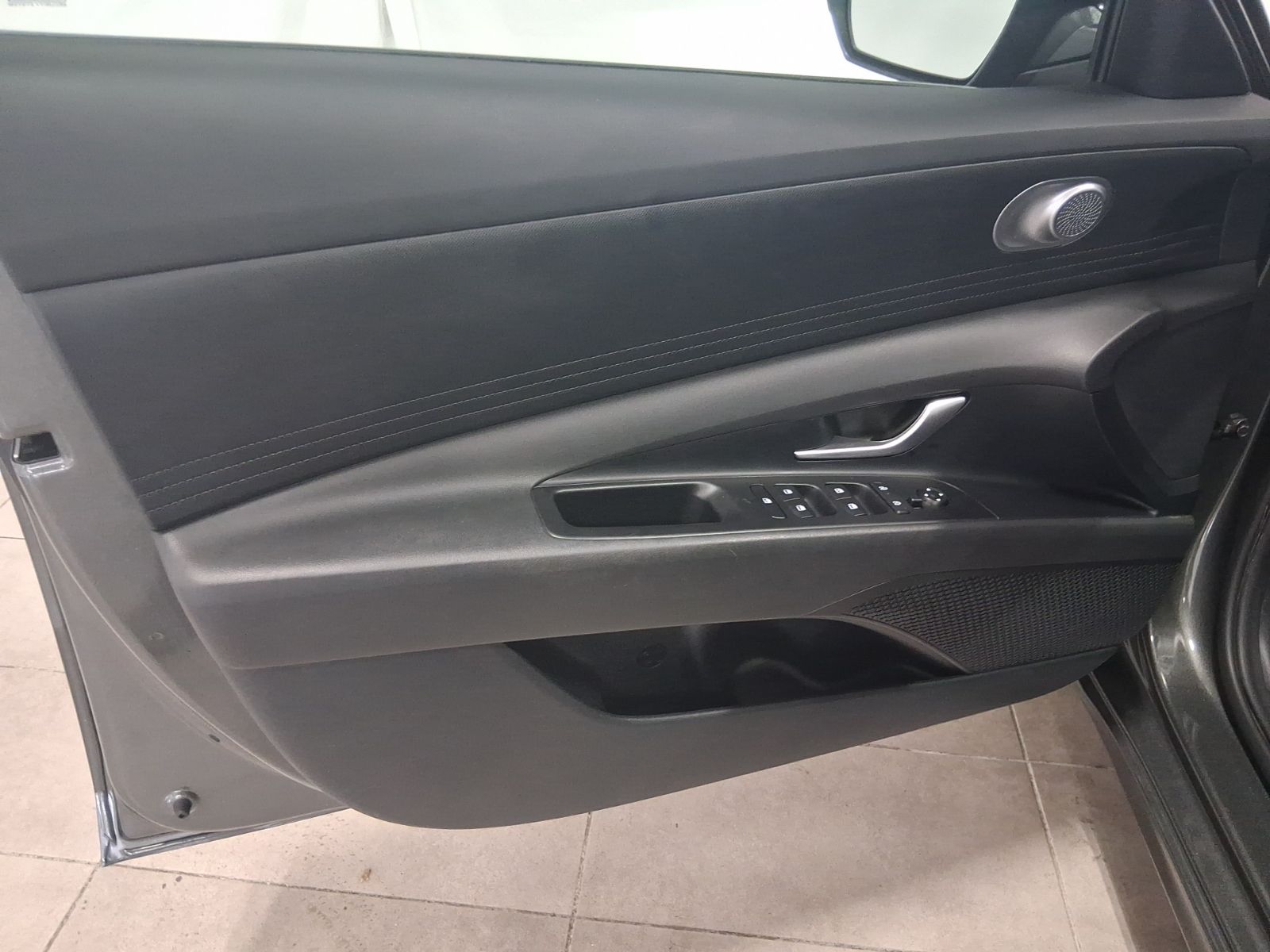 Used Car 2024 Hyundai Elantra Hybrid  Blue For Sale Under $25,000 In Austin, Texas